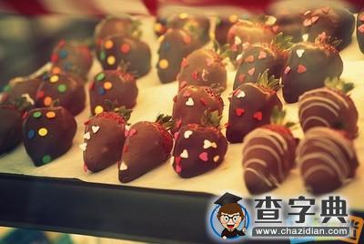 爱情经典语录：爱情如此自私，又如此无私1